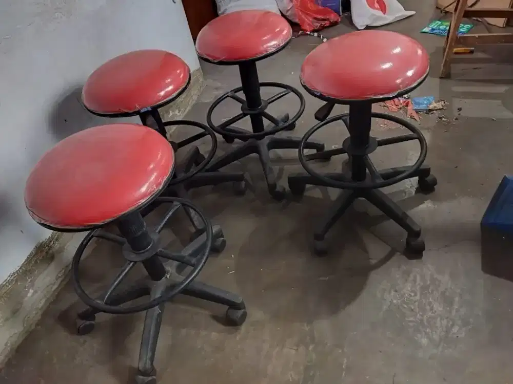Dijual Kursi Stool Hidrolik Beroda Bekas Toko HP