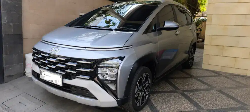 Stargazer X Prime 2024 AT SILVER 2023 Atap Hitam 7 seater