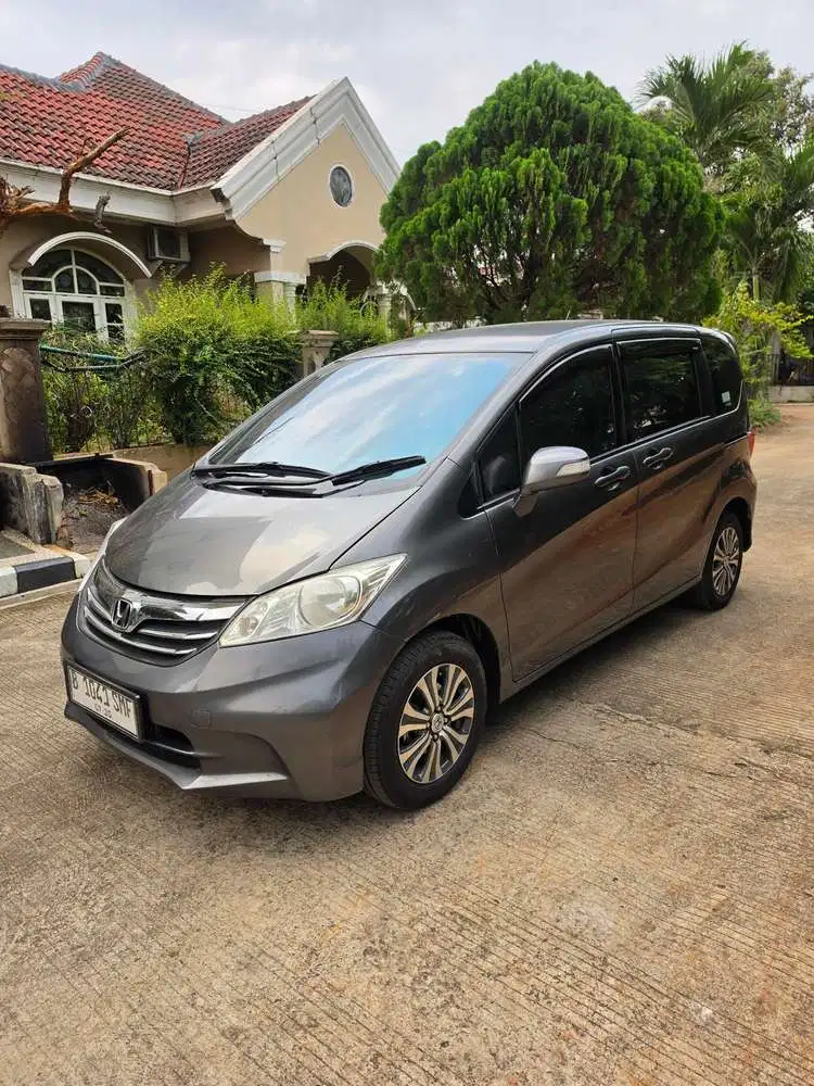 Freed 2013 SD ac dobel CASH nego