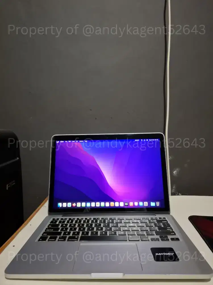 MacBook Pro Early 2015 13 8/256 New Battery