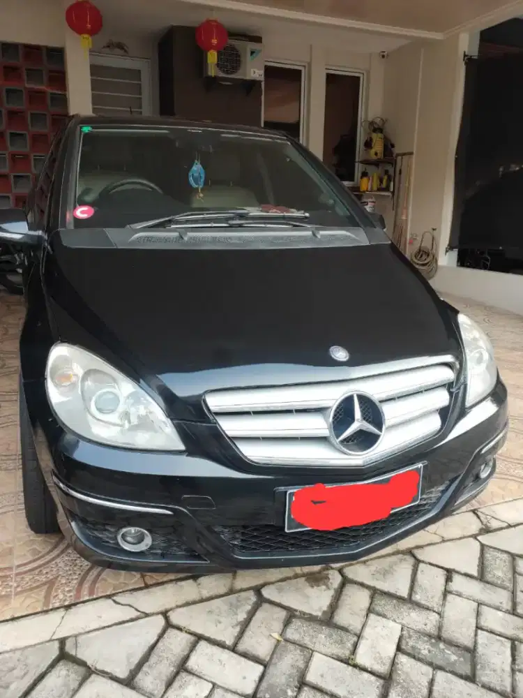 Mercy B180 W245 A/T
