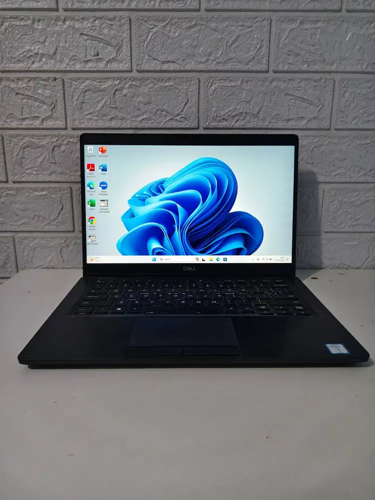 Laptop Dell Latitude 5300 Core i5 8365u RAM 8GB SSD 128GB 13.3in FHD
