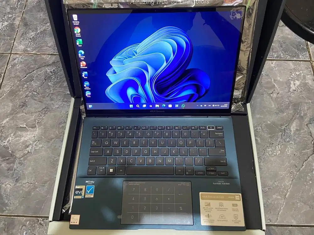 *Laptop jarang di pakai ,Beli baru tangan pertama*