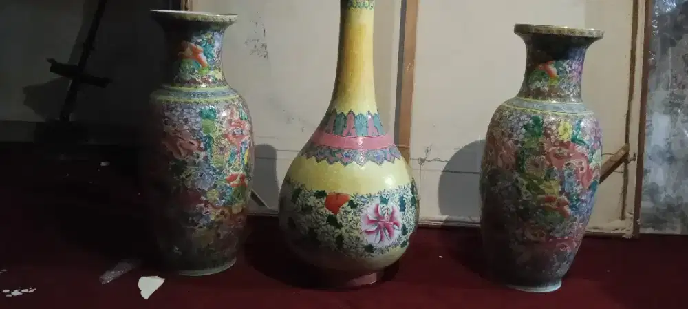 Guci keramik antik China