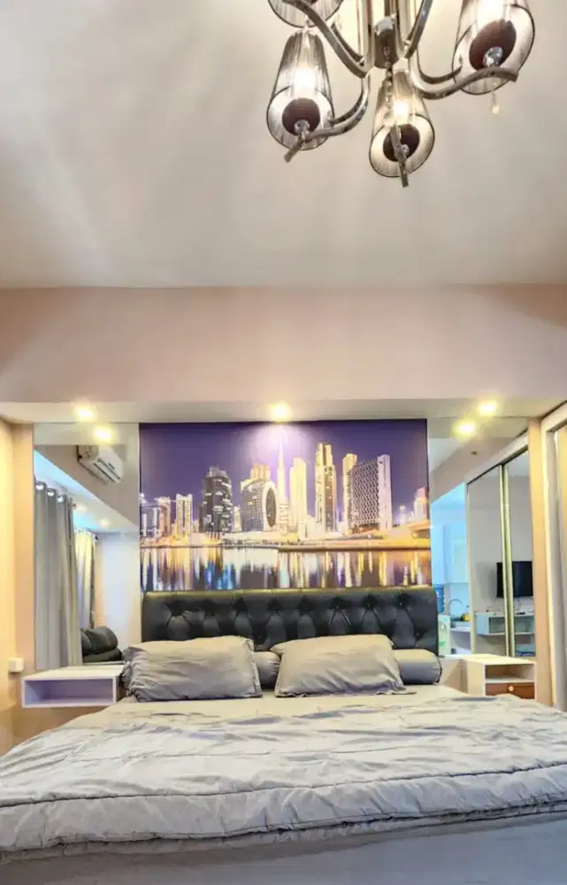DiSewakan Unit Studio plus Furnished Apartemen Tanglin, Surabaya