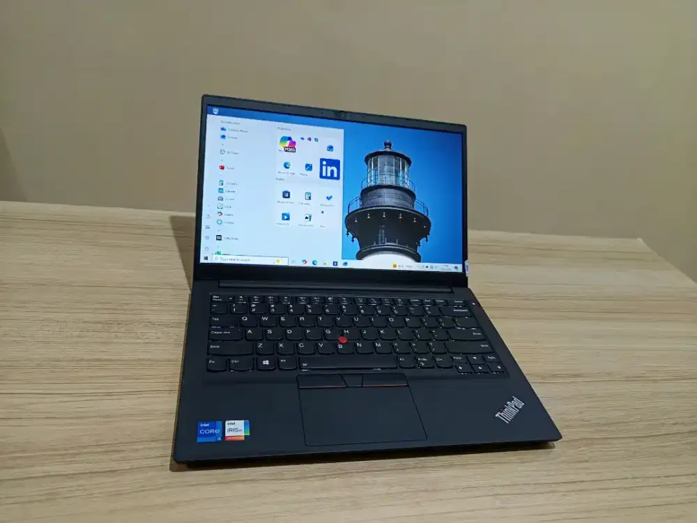 Thinkpad MULUS i5-1135G7 Ram 8GB,Ssd 256GB,Keyboard nyala