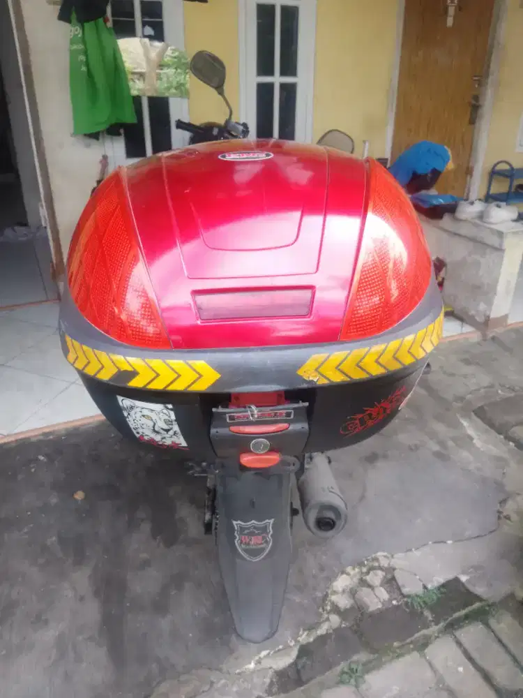 Box Vixion old+Breket