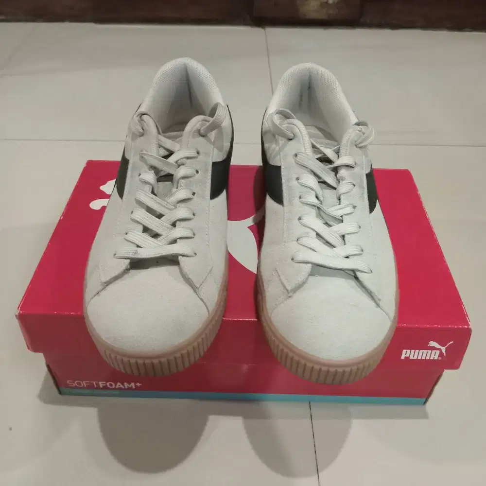 Sepatu Diadora Pria
