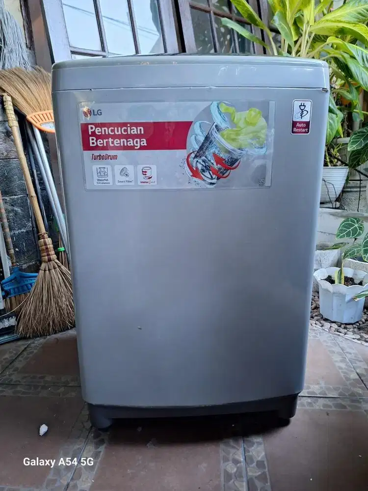 Mesin Cuci LG Bekas 10,8kg