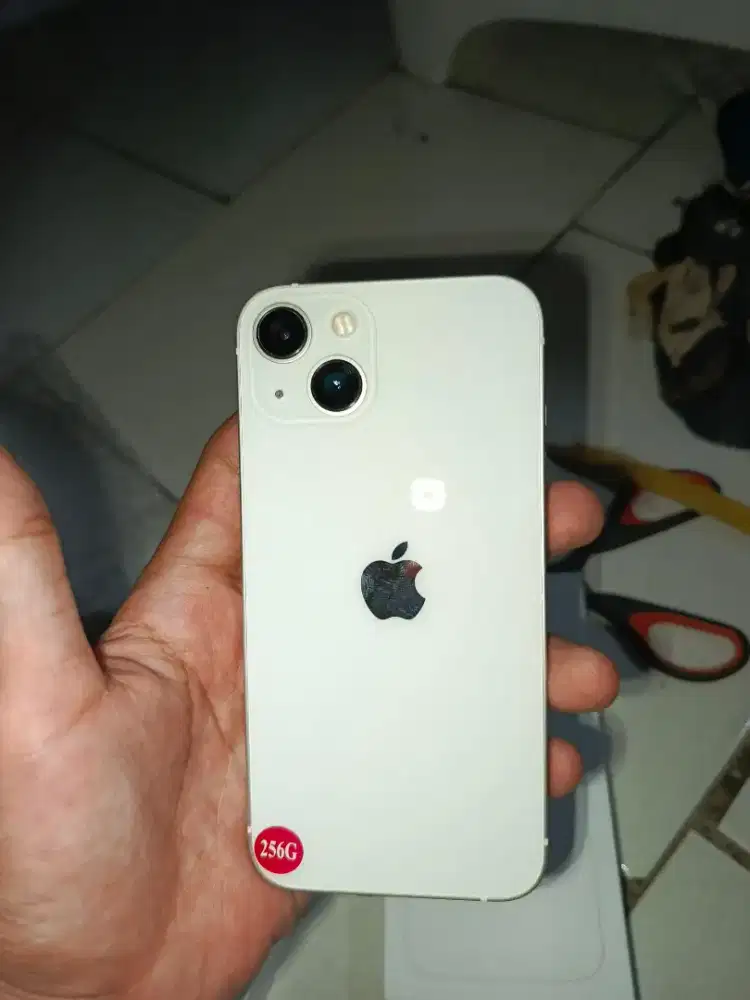 iPhone 13 basic starlight iBox