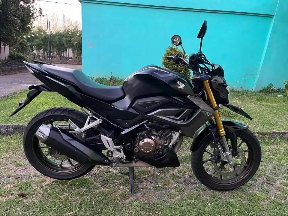 Honda CB 150 R 2023 Streetfire Mulus Pemakaian Pribadi