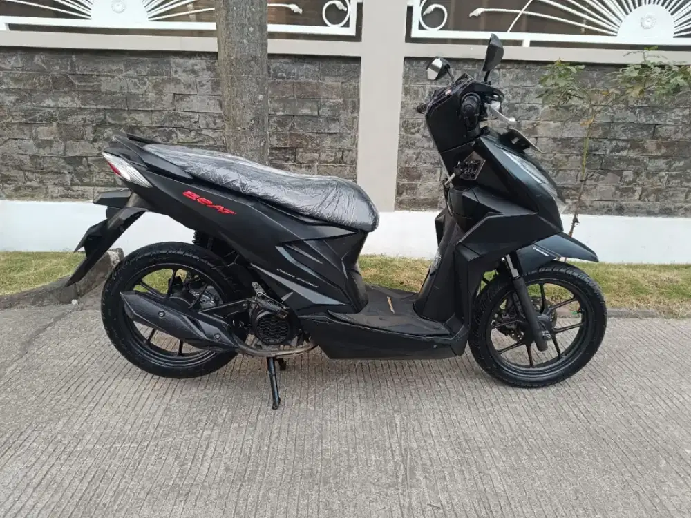 Langka jarang ada beat dlx 2023 km pendek bgt mulus