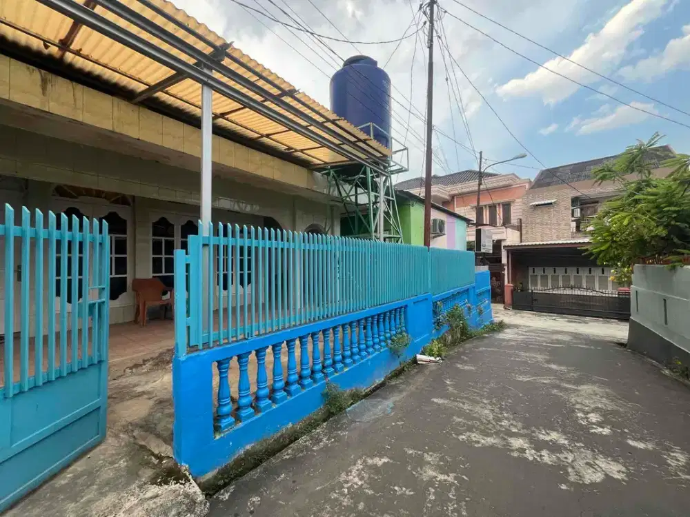 DIJUAL RUMAH + KOST 6 PINTU LOKASI PAKJO