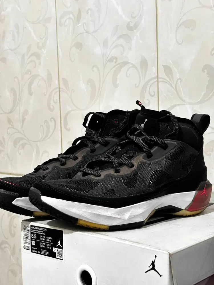Nike Air Jordan 37 High - Black