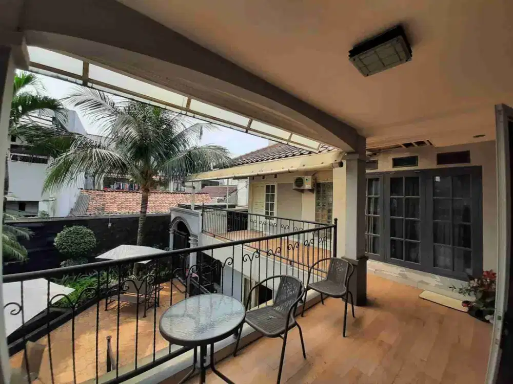 RUMAH DI KRAMAT JATI JAKARTA TIMUR