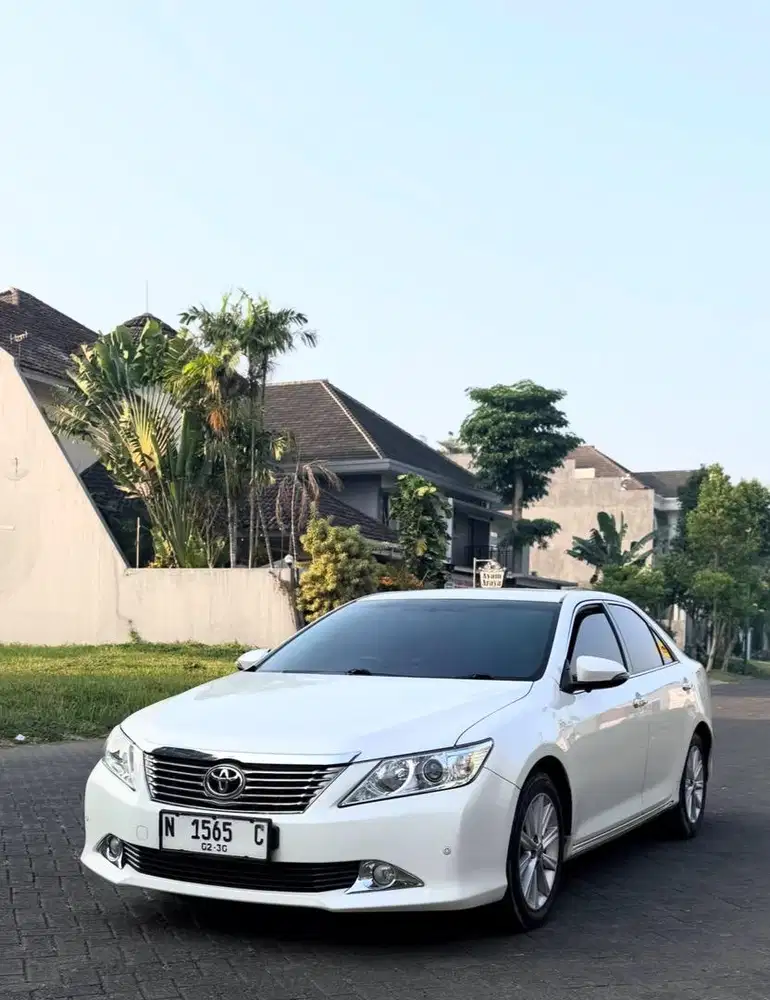 Toyota Camry 2.5 V 2015