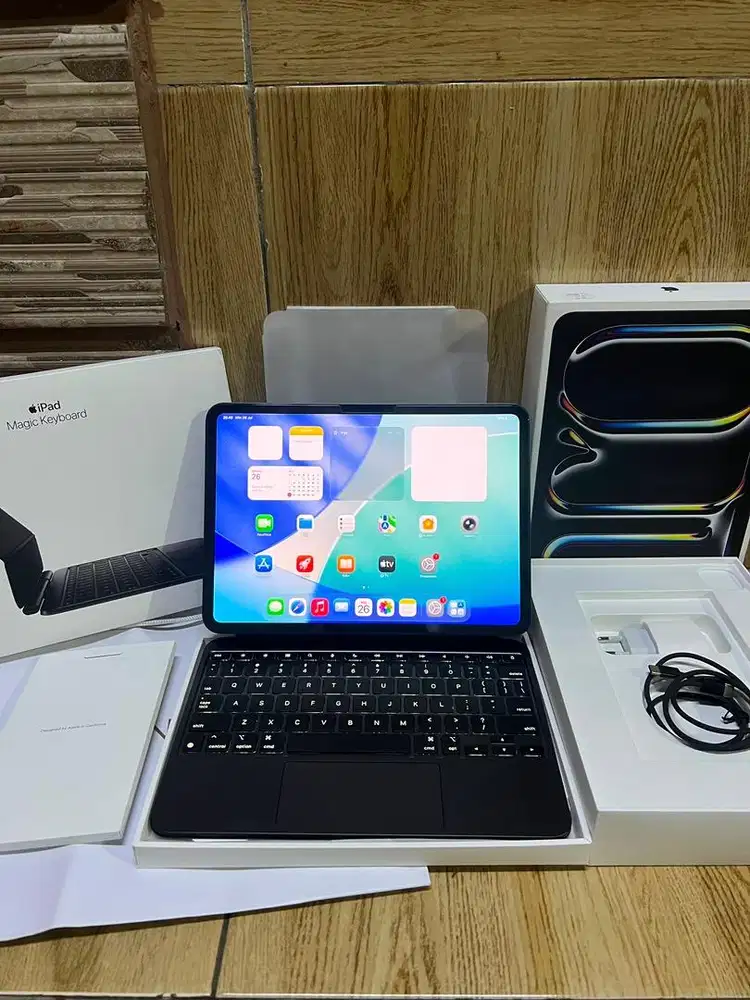 Ipad Pro M4 11inch 512 Ibox + magic keyboard