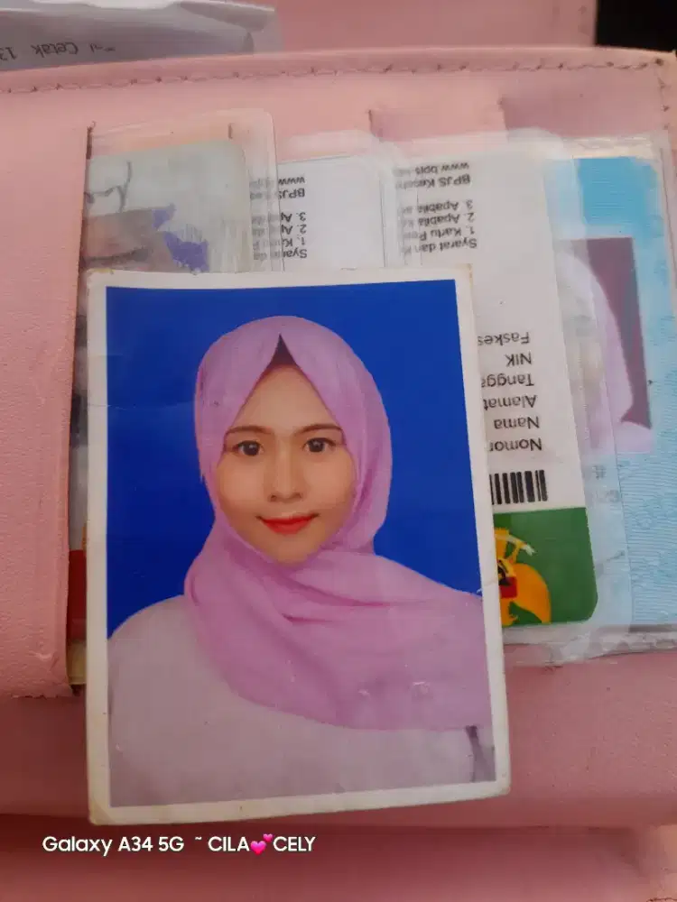 Saya lagi cari kerja