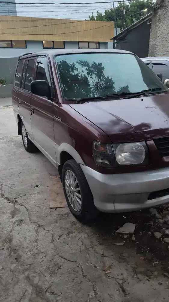 Mitsubishi kuda GLX 2000
