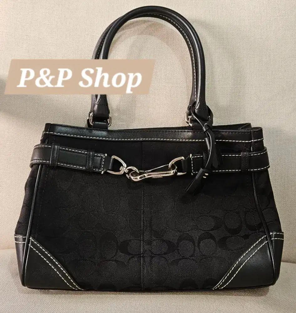 COACH Shoulder Bag Black