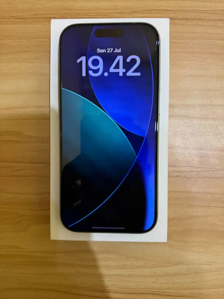 iPhone 17 256 GB Sage Resmi Indonesia Like New Mulus 99,9% BH 100% CC