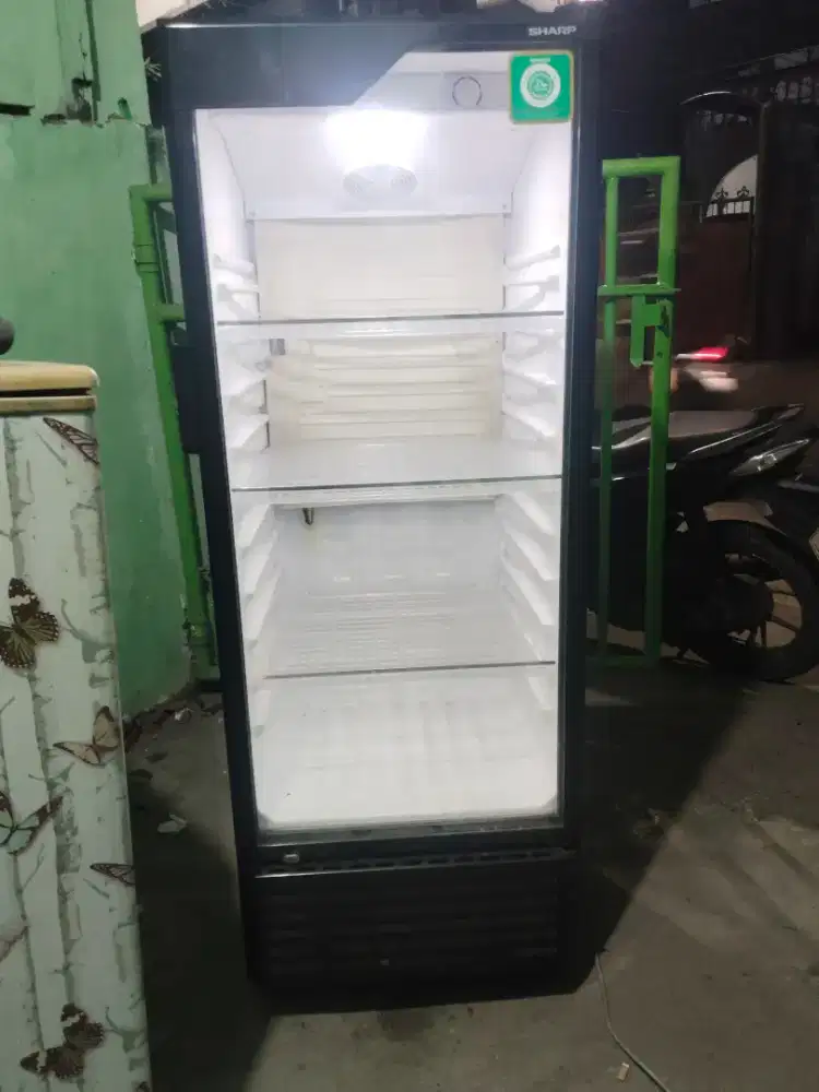 Showcase sharp normal dingin siap pakai