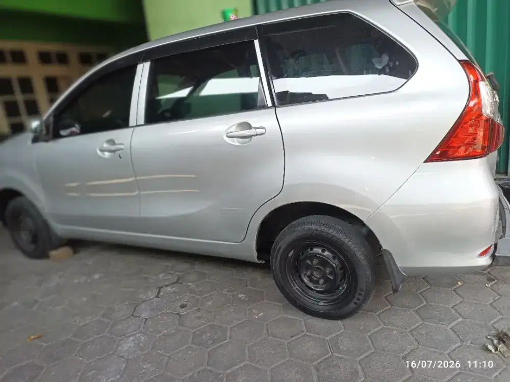 XENIA M 2016 MT