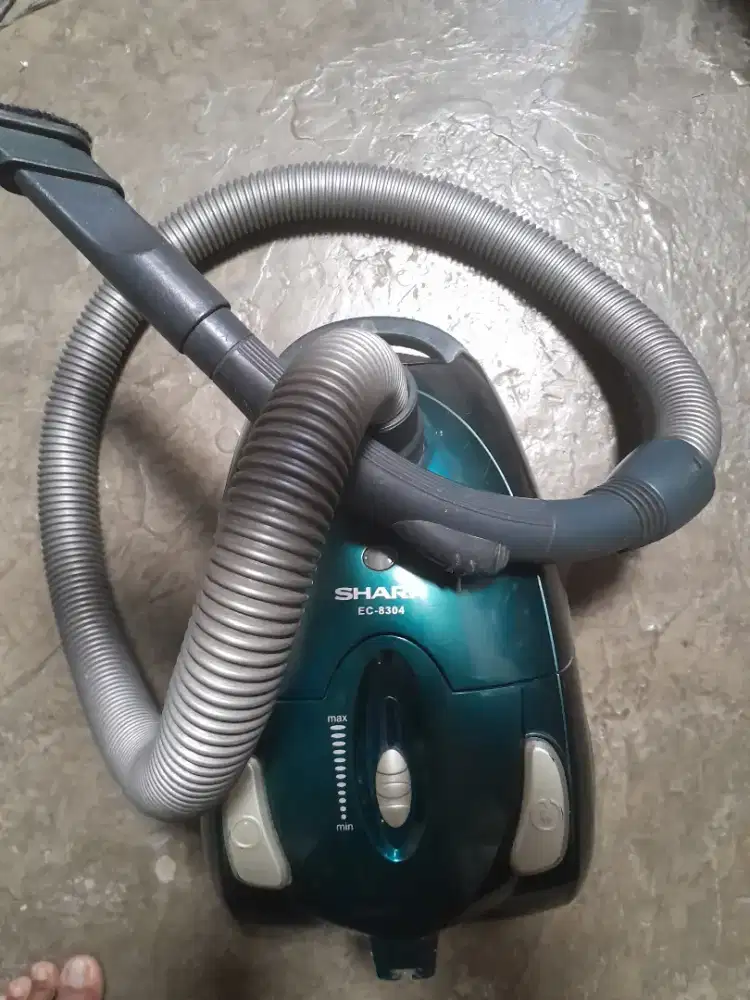 Vacum clener sharp EC-8304