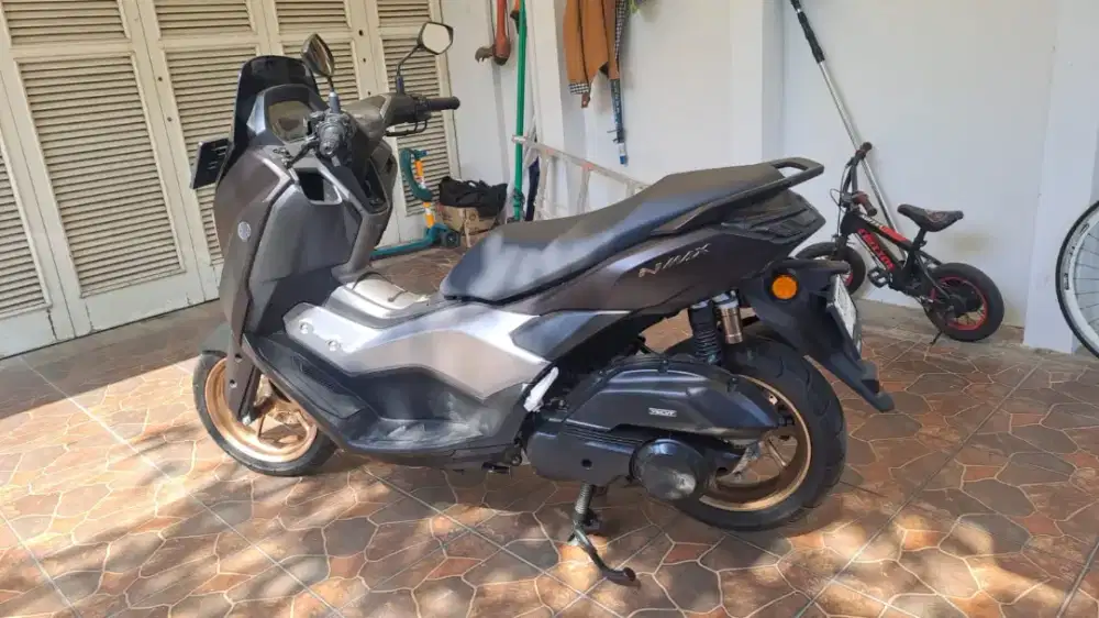 JUAL CEPAT YAMAHA NMAX TURBO 2025 KM RENDAH