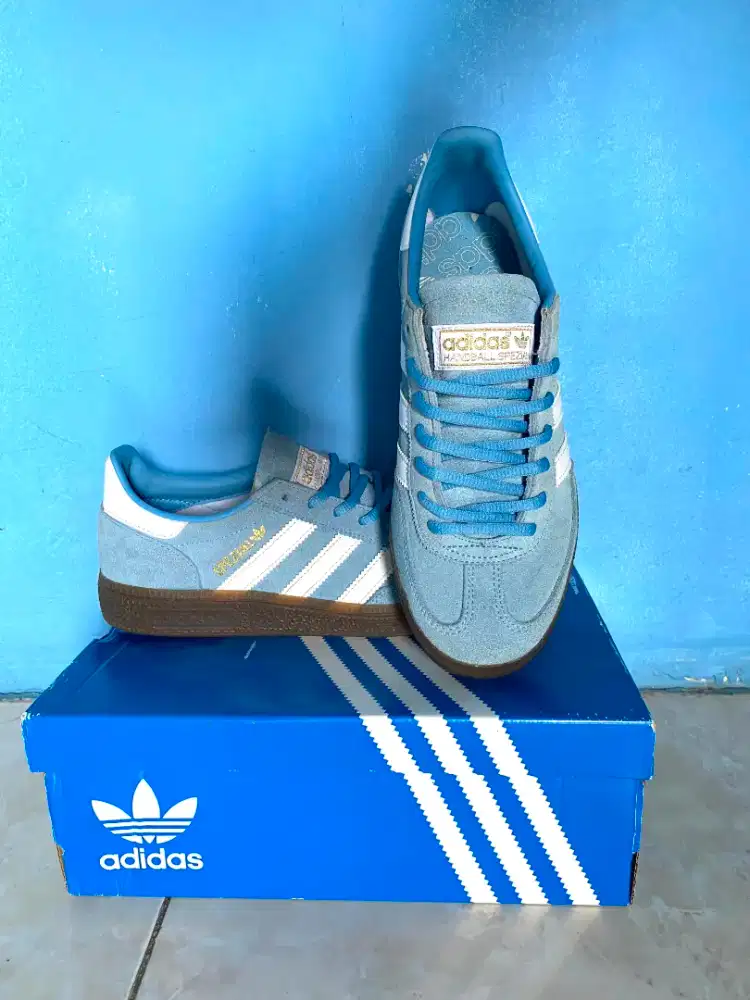 Sepatu adidas spezial