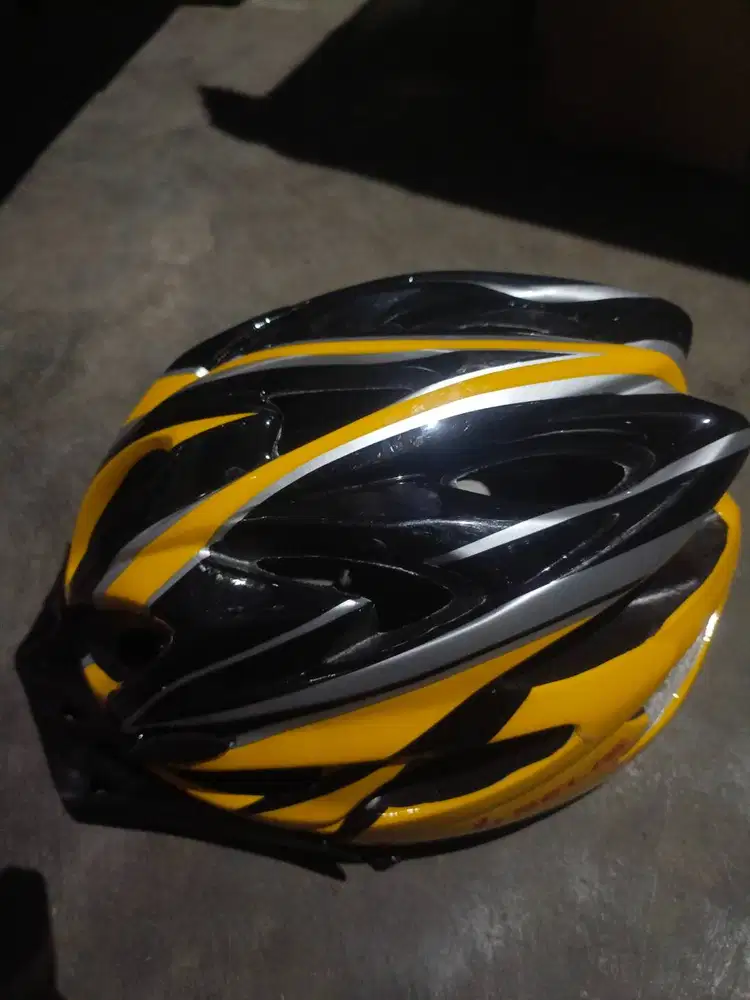 Helm Sepeda Sport Selis