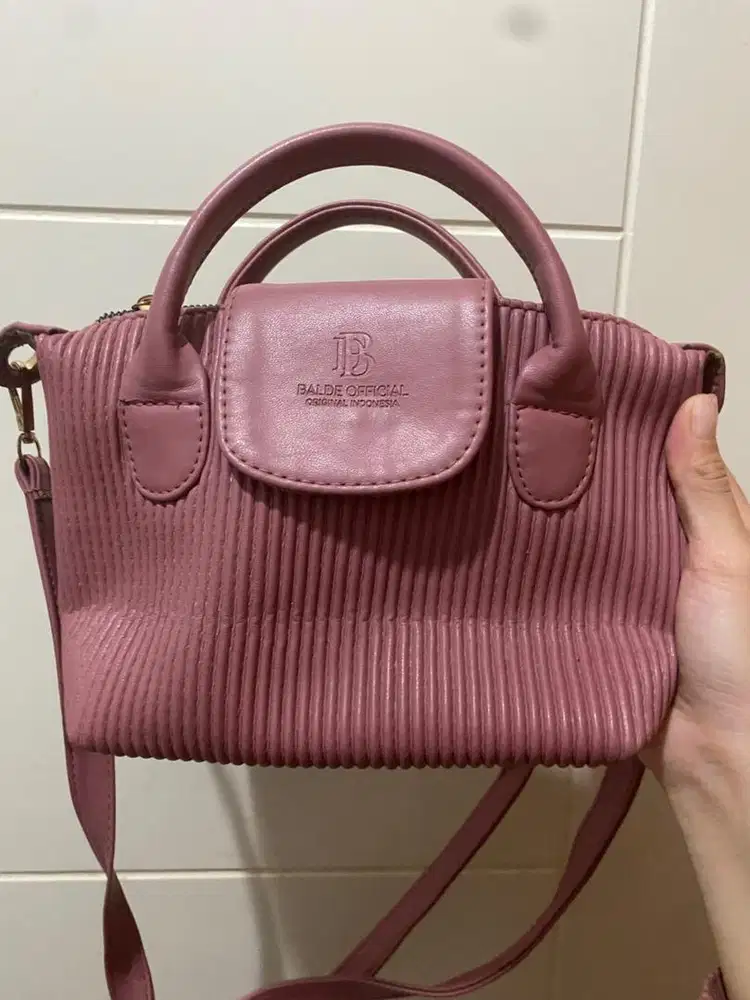 Preloved tas brand Balde
