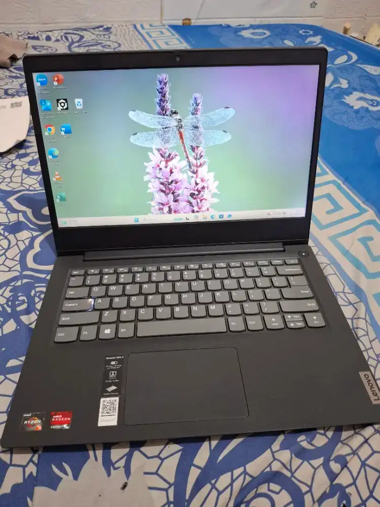 Laptop lanovo ideapad 3 ryzen 3 mulus setara core i3