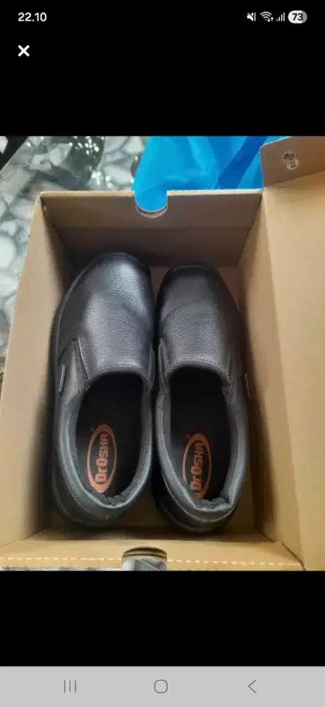 Sepatu safety merk dr osla