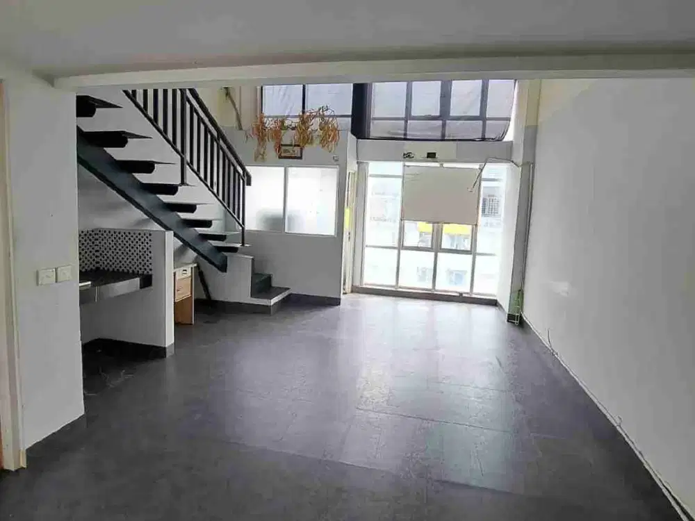 Soho di Apartemen Menteng Square Salemba Jakpus sewa bulanan
