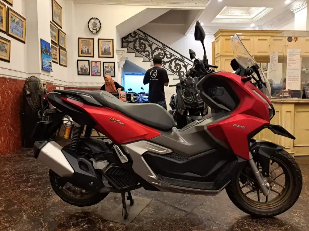 HUB CE KOM PROMO ADV 160 ABS 2023 DI BANTU SAMPE ACC KM LOW