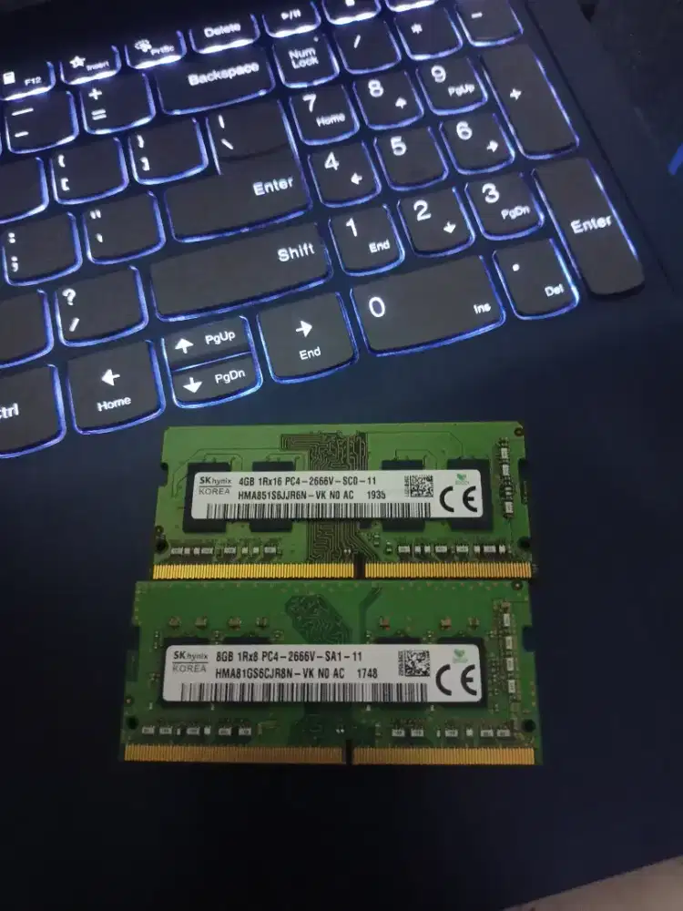 RAM DDR4 4GB dan 8GB