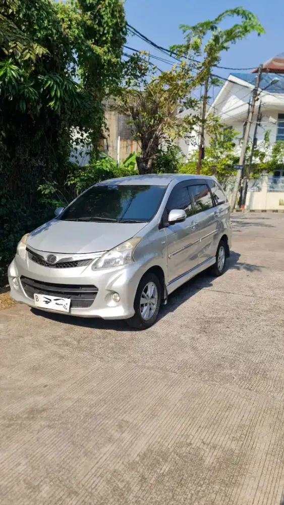 Toyota Avanza Veloz 1.5 Matic Pajak Hidup