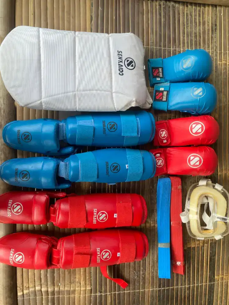 Alat pelindung kumite karate