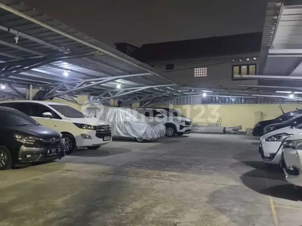 Bangunan & Lahan Usaha Parkir Mobil Passive Income 25 Jt/Bln Lokasi Strategis Dekat Kantor Beacukai di Matraman - Jakarta Timur