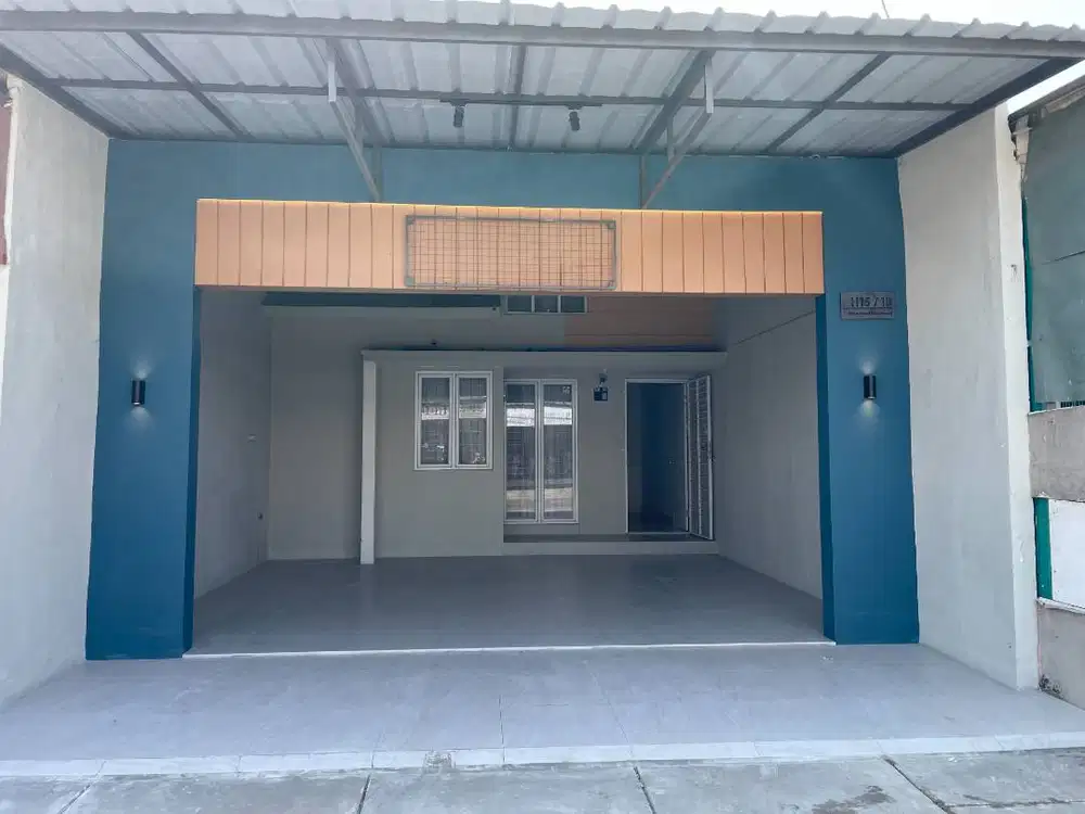 Rumah Usaha Sentraland Boulevard