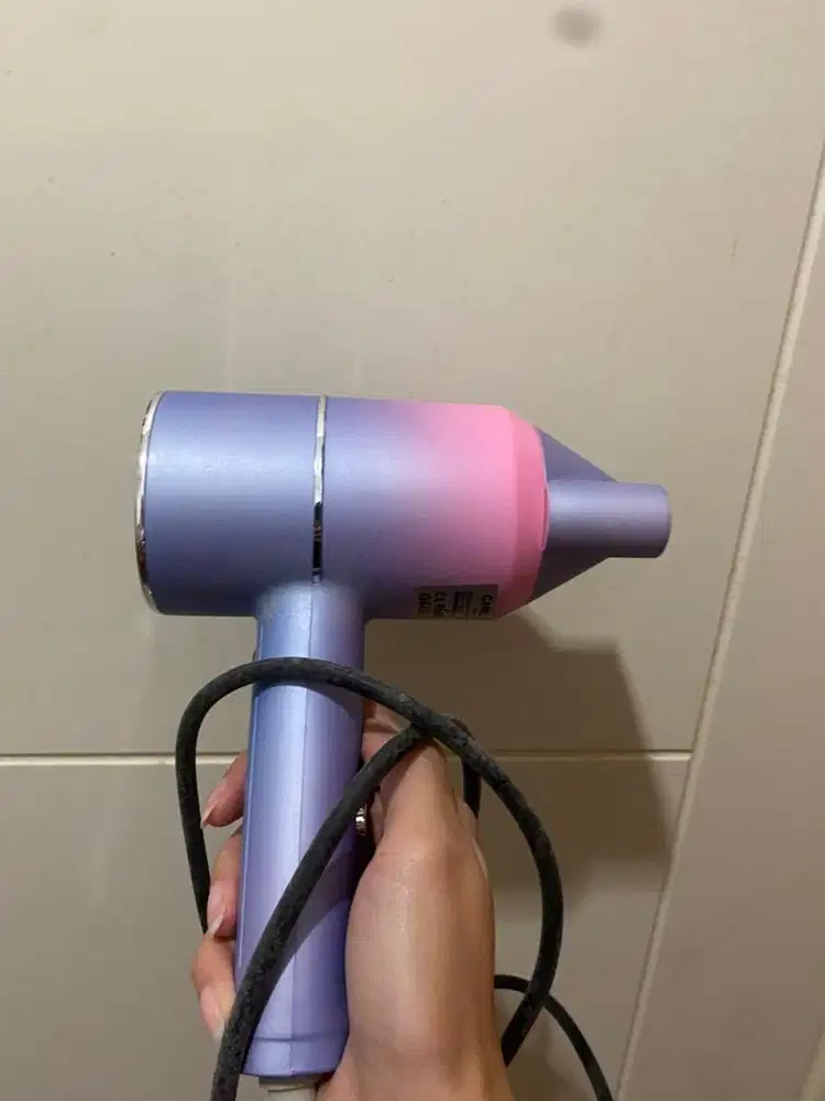 Dijual hair dryer merk Canel & Co