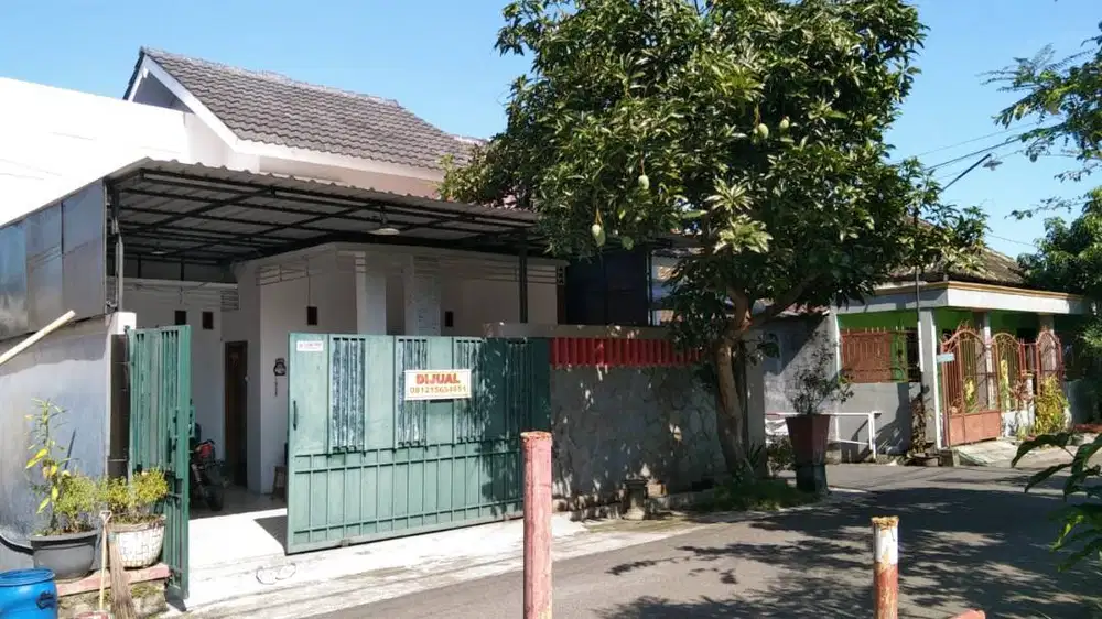 Dijual Tanpa Perantara Rumah Strategis depan RS UD Kartini Karanganyar
