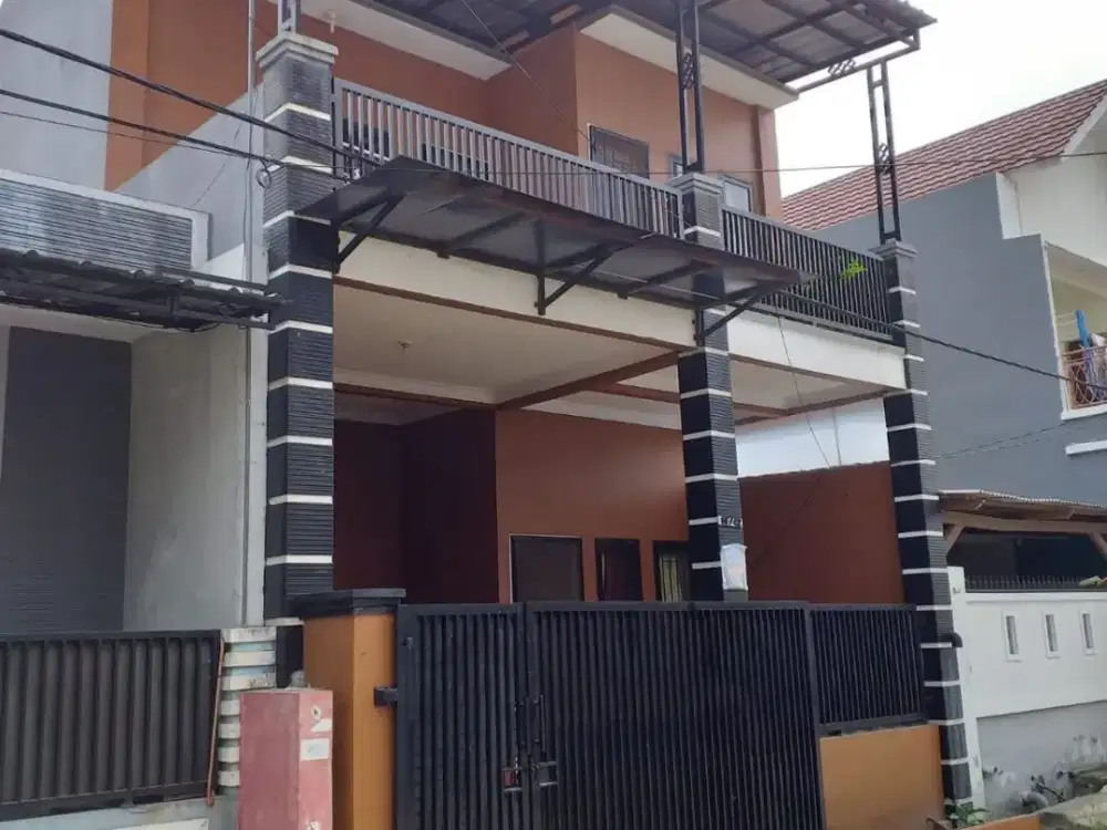 Dijual CEPAT Rumah 2 Lt  di Harapan Indah 1 Bekasi