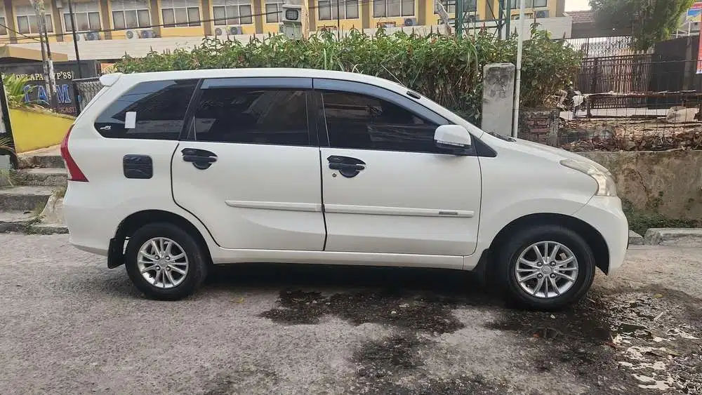 Daihatsu Xenia 2014 Bensin