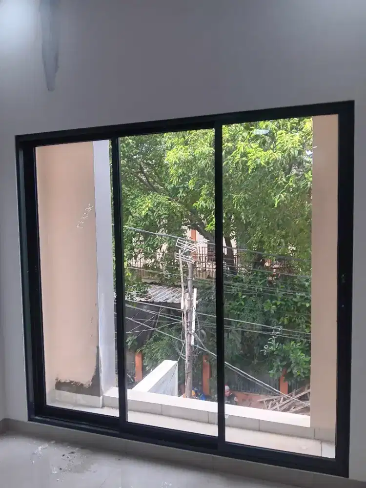 Pasang Kusen Aluminium & Pintu Kaca – Gratis Survei & Konsultasi