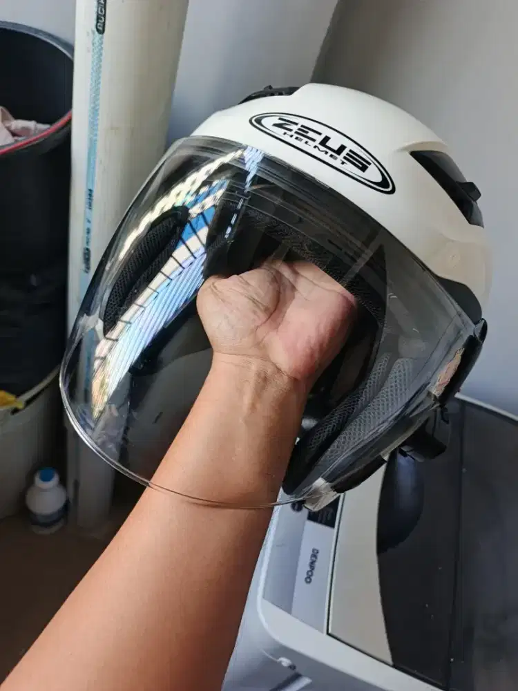 Helm Zeus 611 + Intercrome Zacro Y80 2x
