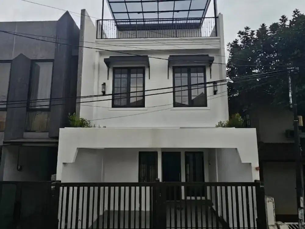 Rumah American Classic Dkt RSPPN Jl. Veteran, Bintaro, Jaksel