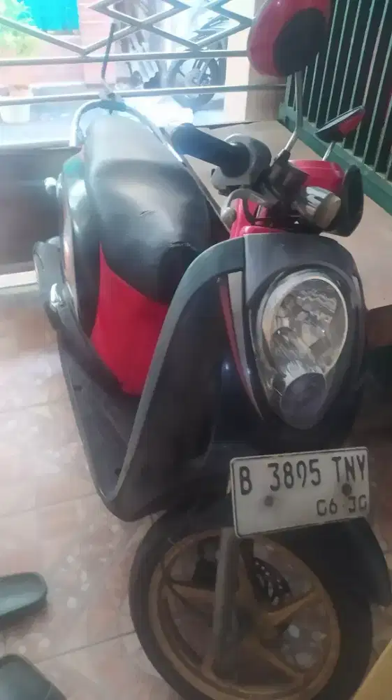 Di jual Motor Scoopy