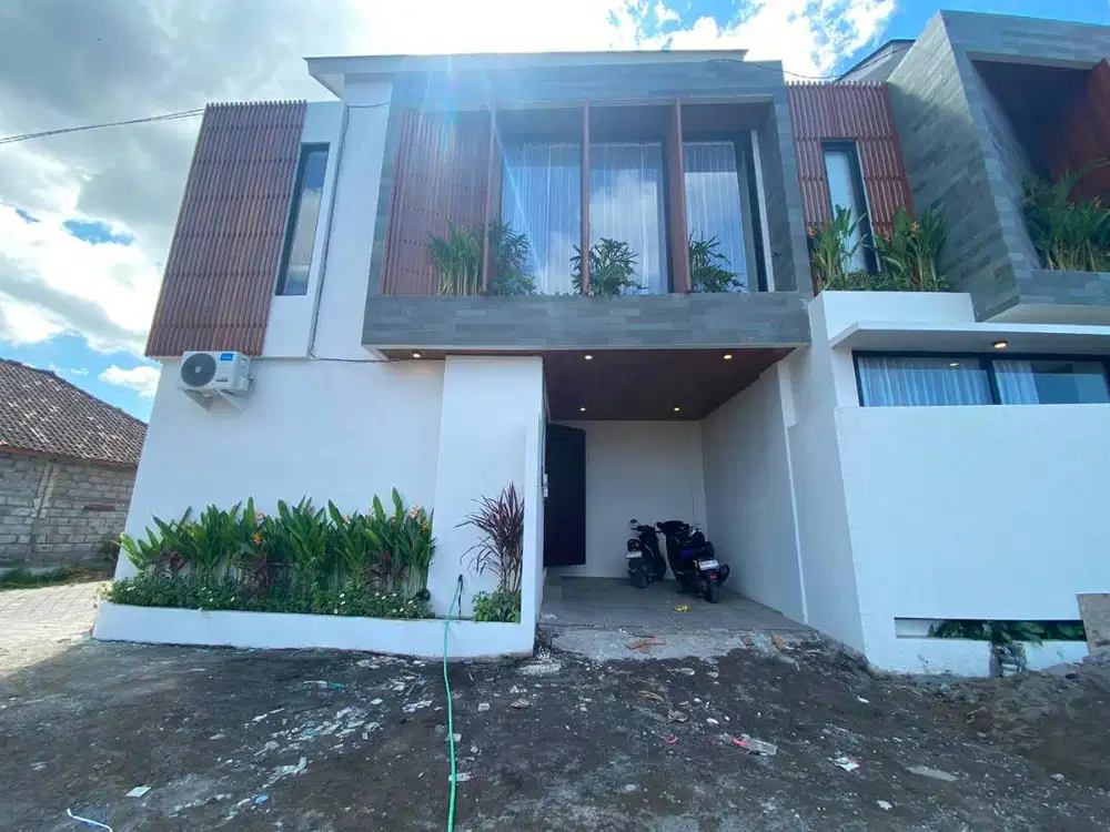 Di jual villa di padonan dalung dekat dengan canggu bali